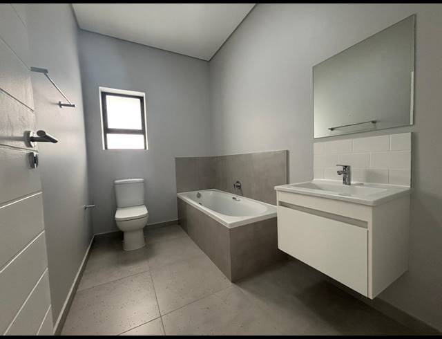 2 BEDROOM APARTMENT FOR SALE IN HARTLAND LIFESTYLE ESTATE